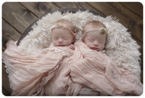 Evergreen Photographer, twins, baby pictures, infant, infant pictures, newborn pictures, baby photos, newborn photographer, baby girl, newborn girl_0283
